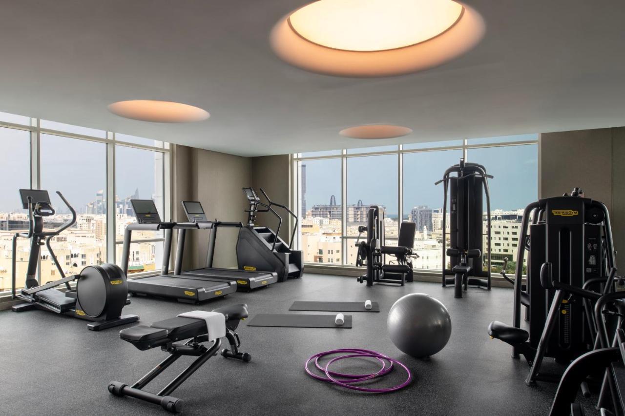 Abesq Doha Hotel And Residences, An Ihg Hotel المظهر الخارجي الصورة The gym at the hotel