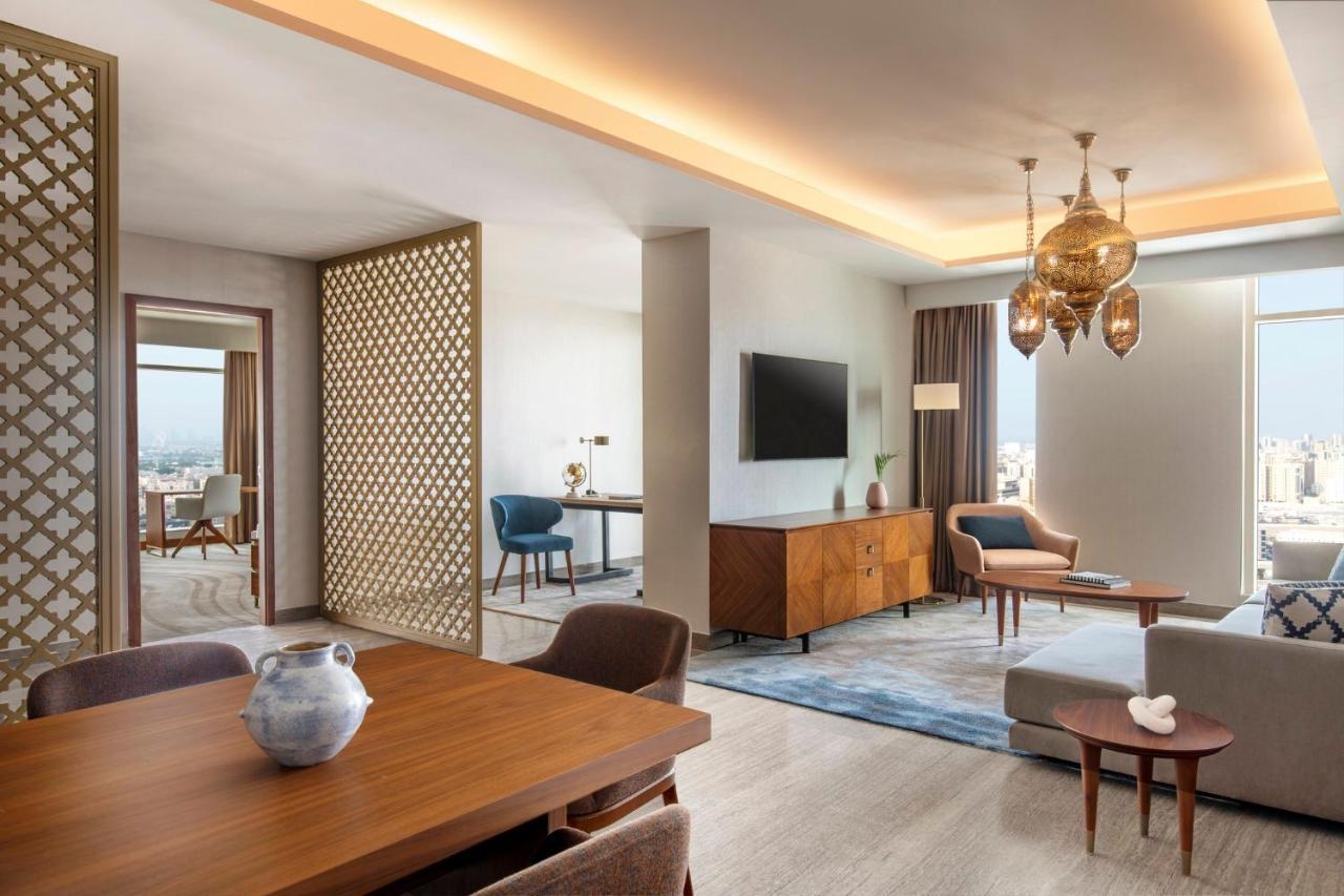 Abesq Doha Hotel And Residences, An Ihg Hotel المظهر الخارجي الصورة A suite at the hotel