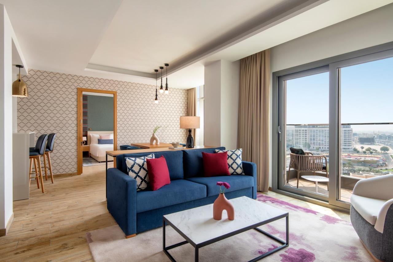 Abesq Doha Hotel And Residences, An Ihg Hotel المظهر الخارجي الصورة