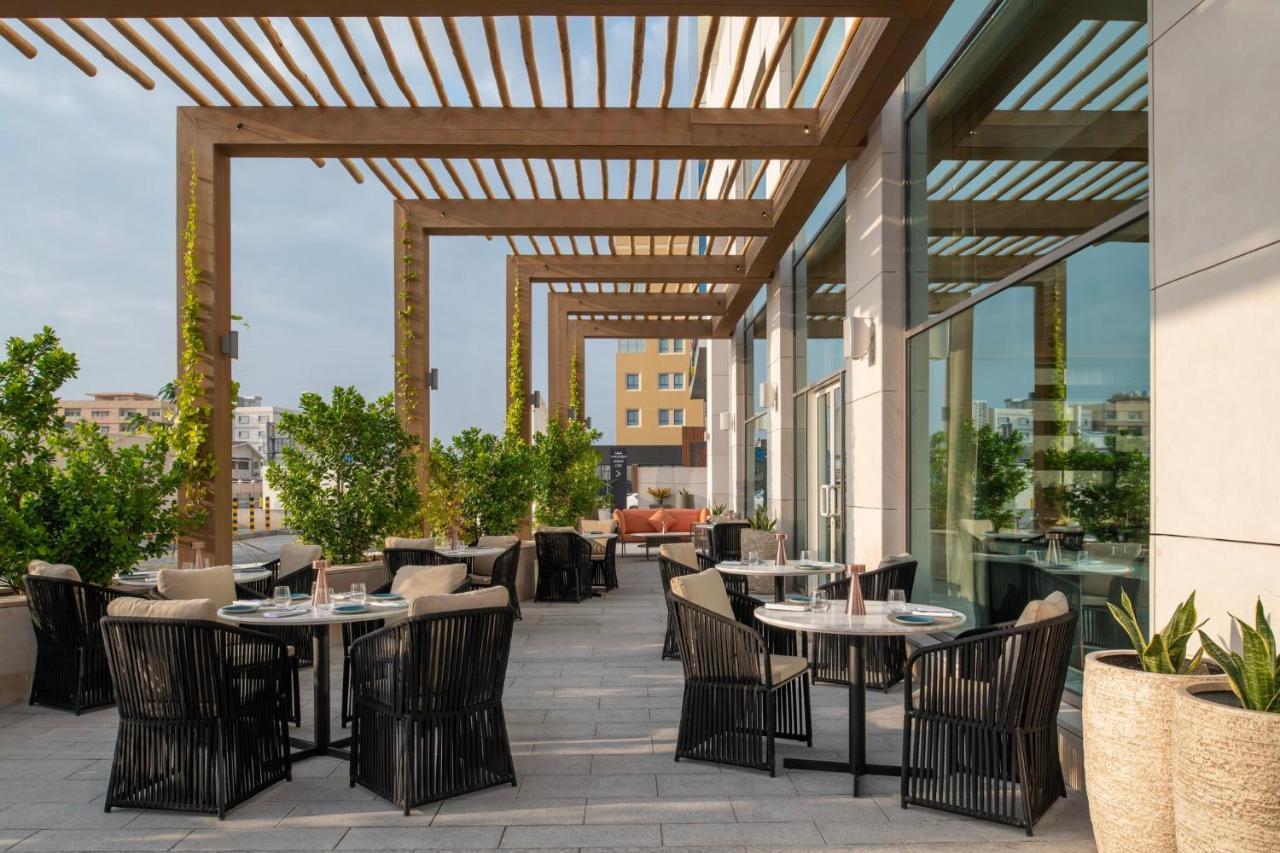 Abesq Doha Hotel And Residences, An Ihg Hotel المظهر الخارجي الصورة The Terrace