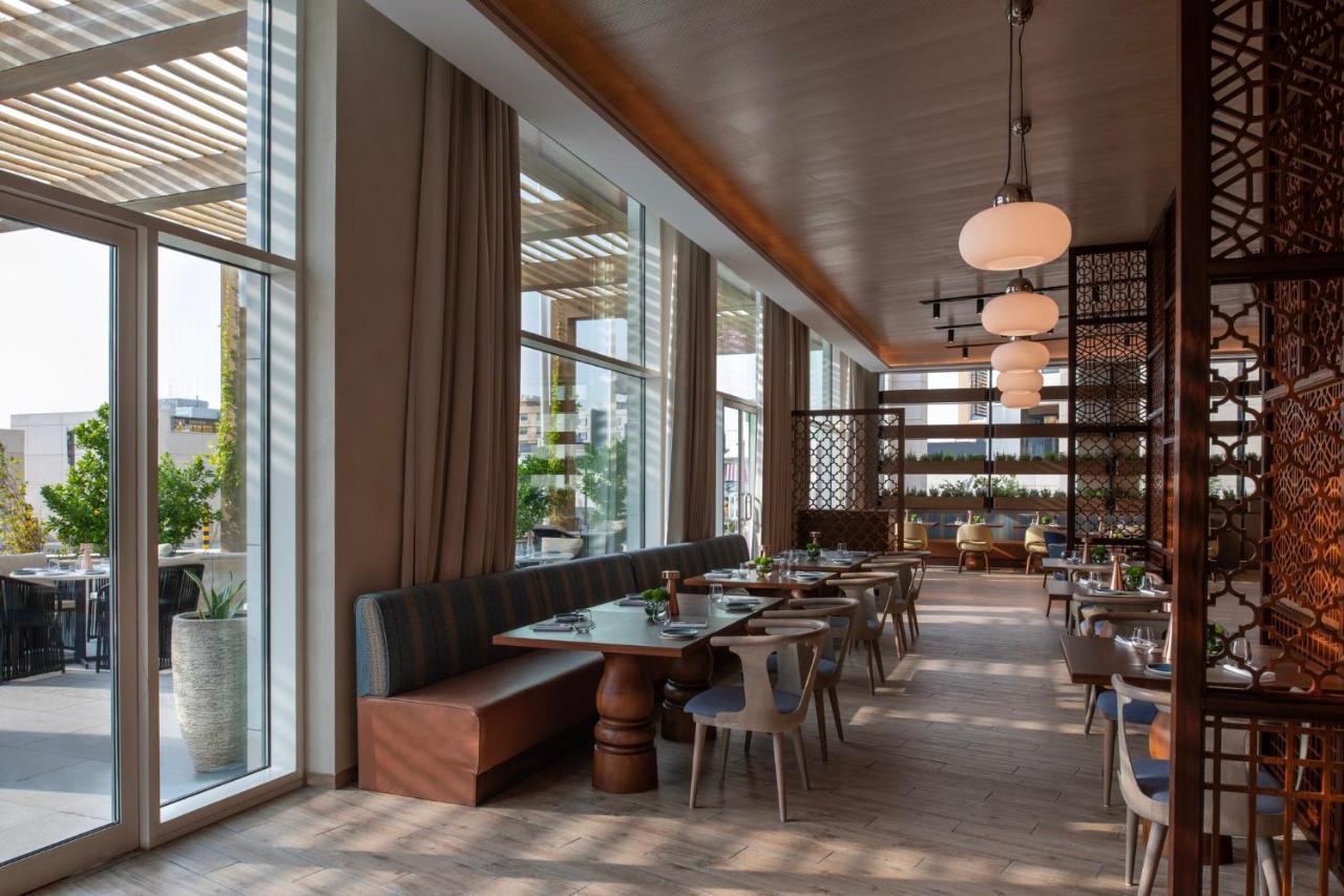 Abesq Doha Hotel And Residences, An Ihg Hotel المظهر الخارجي الصورة The restaurant