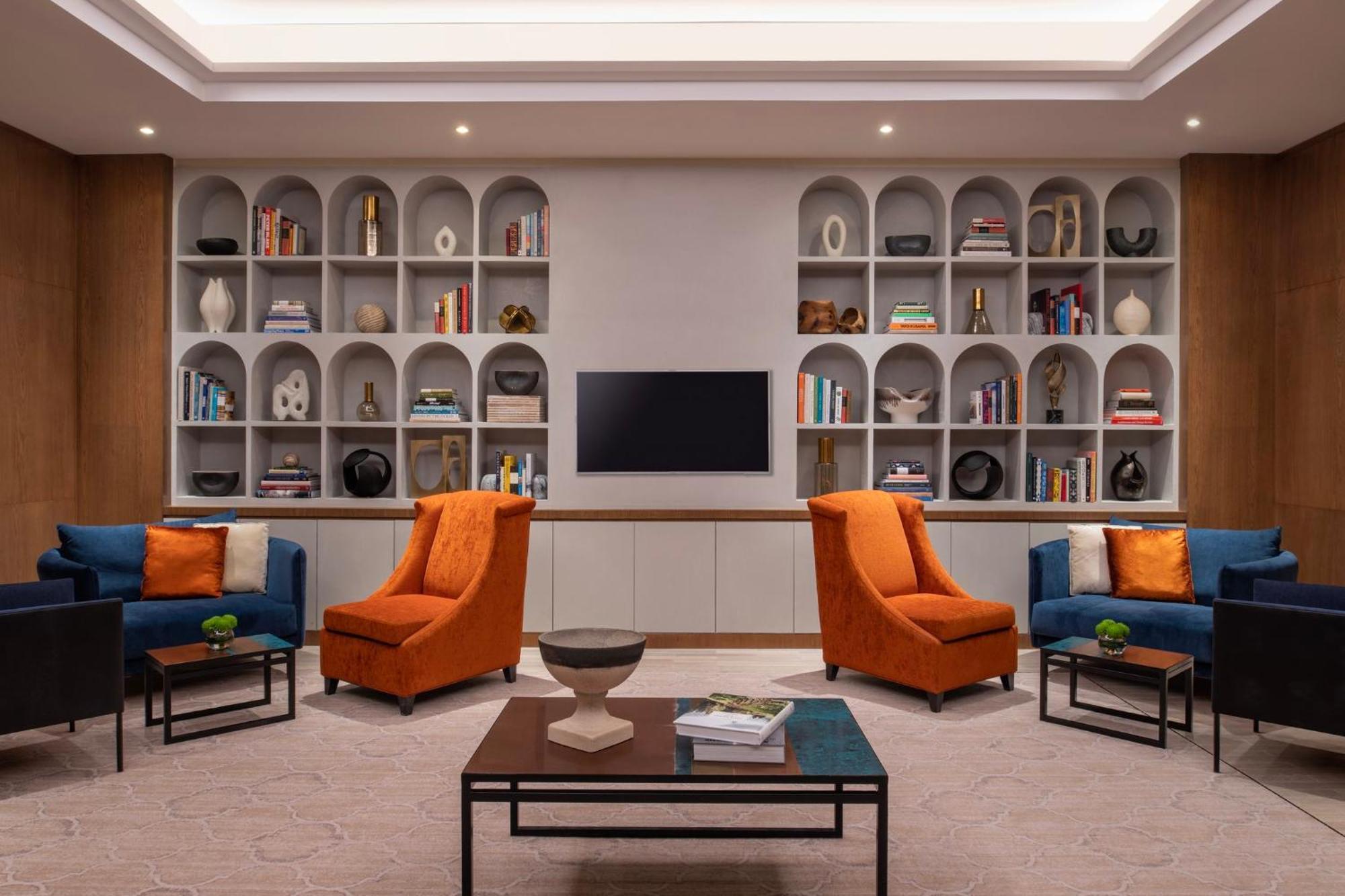 Abesq Doha Hotel And Residences, An Ihg Hotel المظهر الخارجي الصورة Library