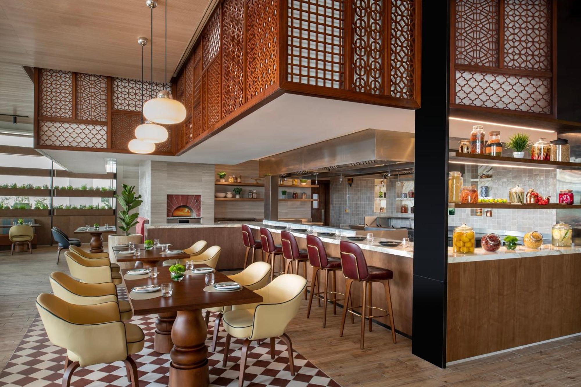 Abesq Doha Hotel And Residences, An Ihg Hotel المظهر الخارجي الصورة The Kitchen at The Westin Dubai