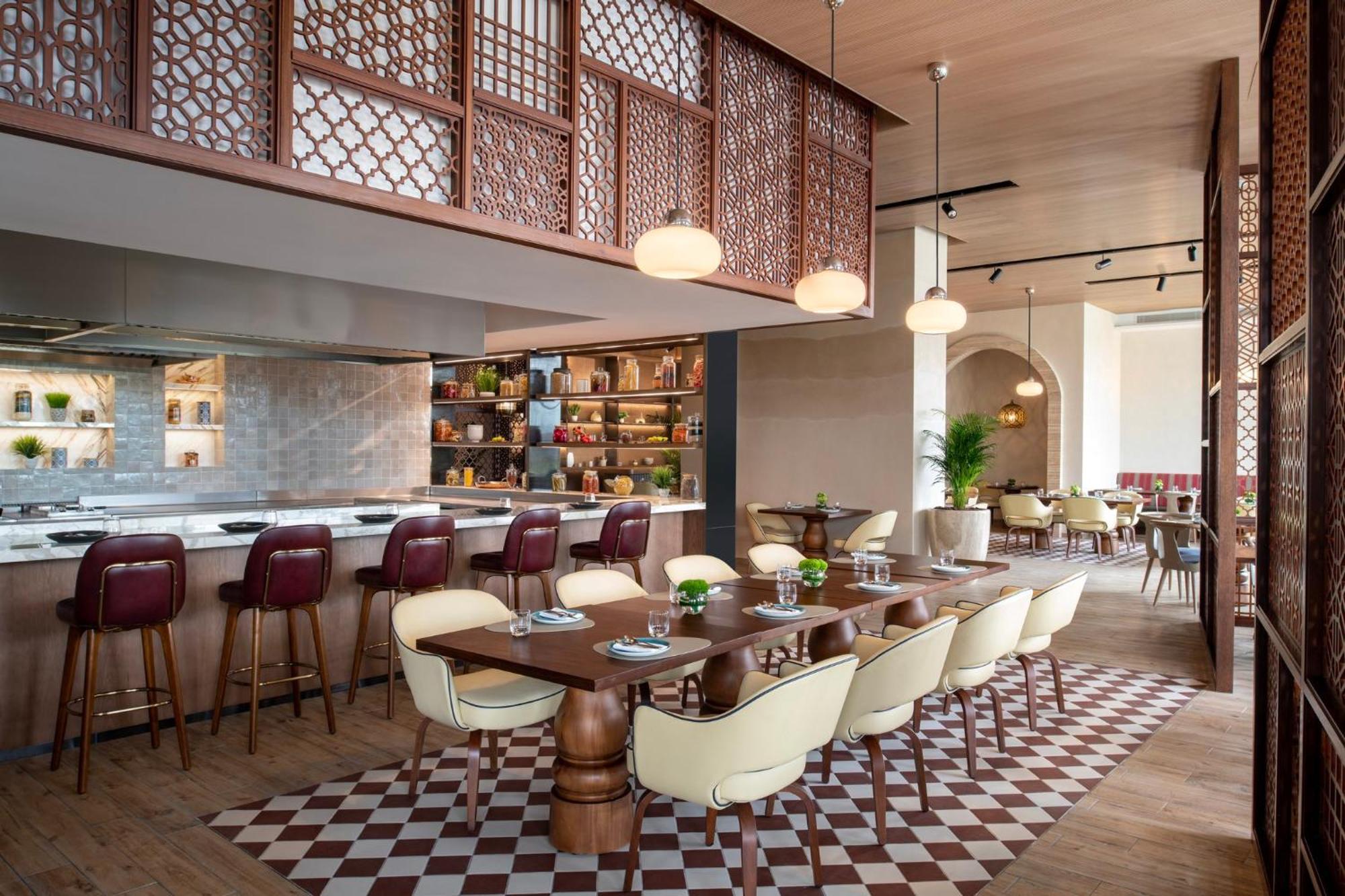 Abesq Doha Hotel And Residences, An Ihg Hotel المظهر الخارجي الصورة The restaurant